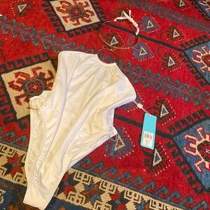 BEACH BUNNY NWT ONE PIECE BATHING SUIT MEDIUM GOLD WHITE CHAIN